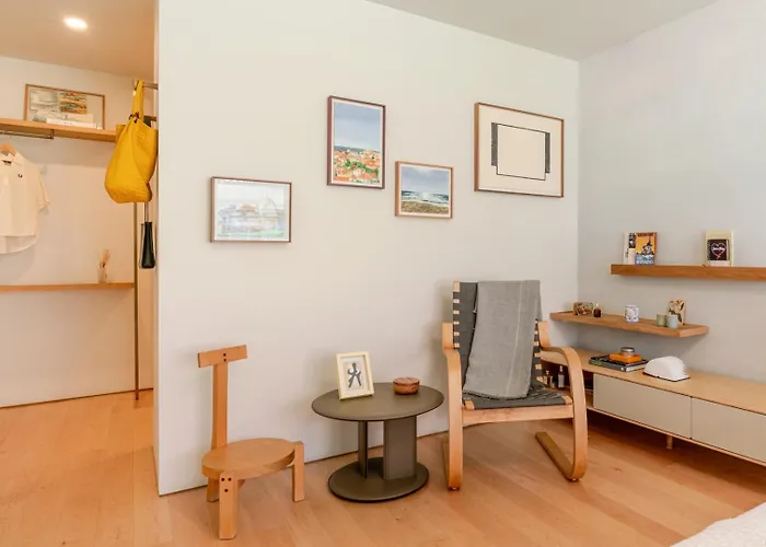 Grand W/ Pool, Garden & Garage By Hostwise 펜션 포르투