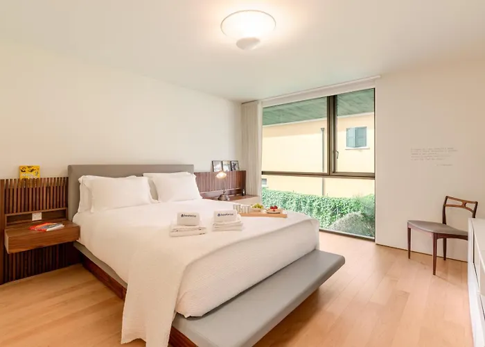 Grand W/ Pool, Garden & Garage By Hostwise 펜션 *