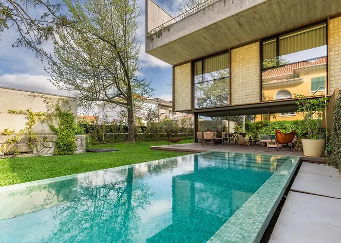 Grand W/ Pool, Garden & Garage By Hostwise Feriehus *