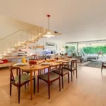 Grand W/ Pool, Garden & Garage By Hostwise