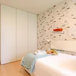 Grand W/ Pool, Garden & Garage By Hostwise Semesterbostad