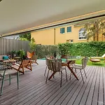 Grand W/ Pool, Garden & Garage By Hostwise *