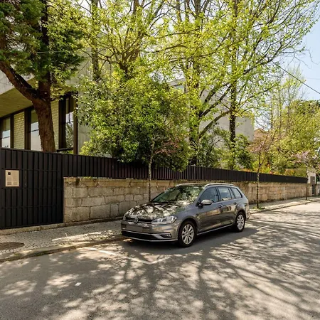 別荘 Grand W/ Pool, Garden & Garage By Hostwise ポルト