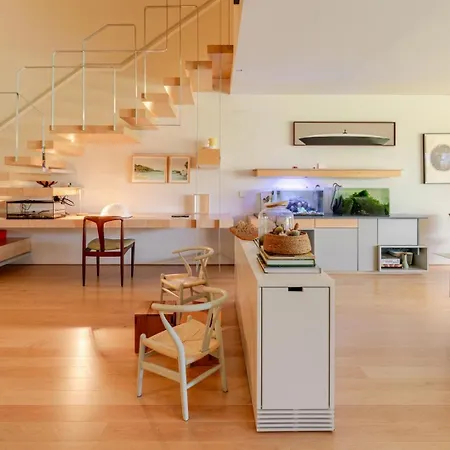 Grand W/ Pool, Garden & Garage By Hostwise *