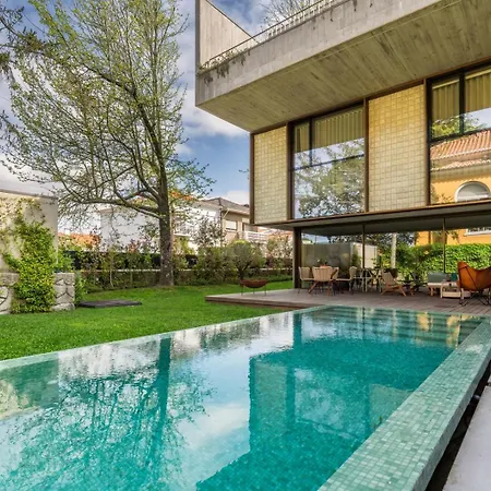 Grand W/ Pool, Garden & Garage By Hostwise Σπίτι διακοπών *