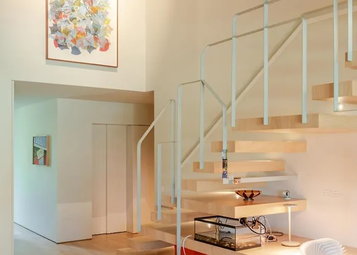 Grand W/ Pool, Garden & Garage By Hostwise ポルト