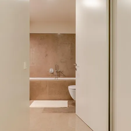 Nyaraló Grand W/ Pool, Garden & Garage By Hostwise Porto
