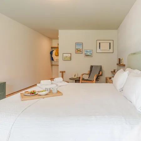 Grand W/ Pool, Garden & Garage By Hostwise Nyaraló Porto
