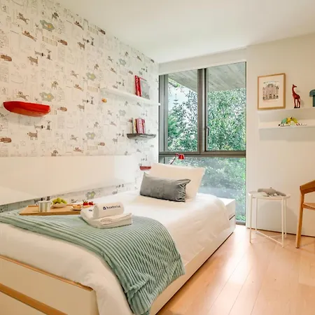 Grand W/ Pool, Garden & Garage By Hostwise * Porto