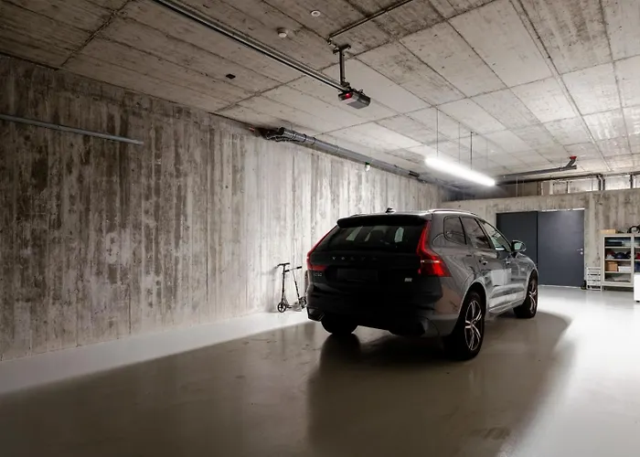 Grand W/ Pool, Garden & Garage By Hostwise Oporto