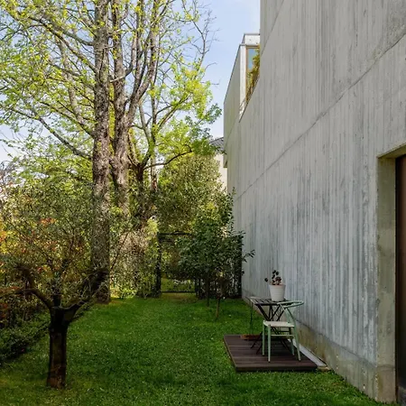 Hébergement de vacances Grand W/ Pool, Garden & Garage By Hostwise *