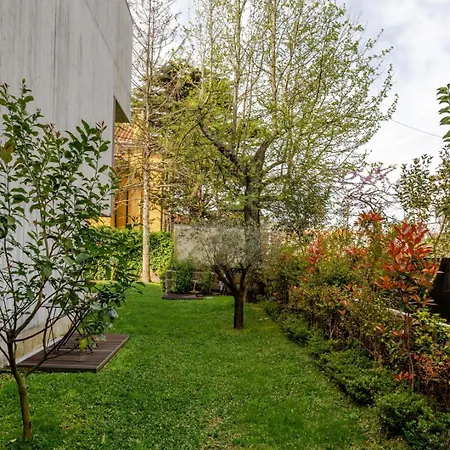 Grand W/ Pool, Garden & Garage By Hostwise Hébergement de vacances