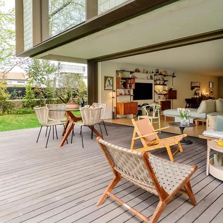 Hébergement de vacances Grand W/ Pool, Garden & Garage By Hostwise *