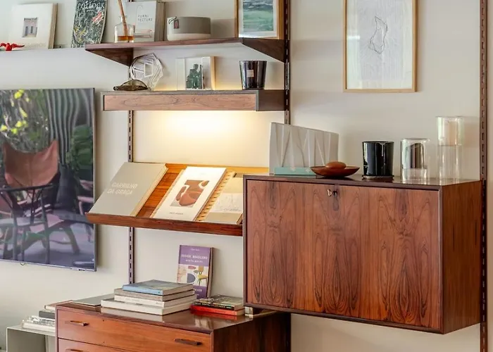 Grand W/ Pool, Garden & Garage By Hostwise